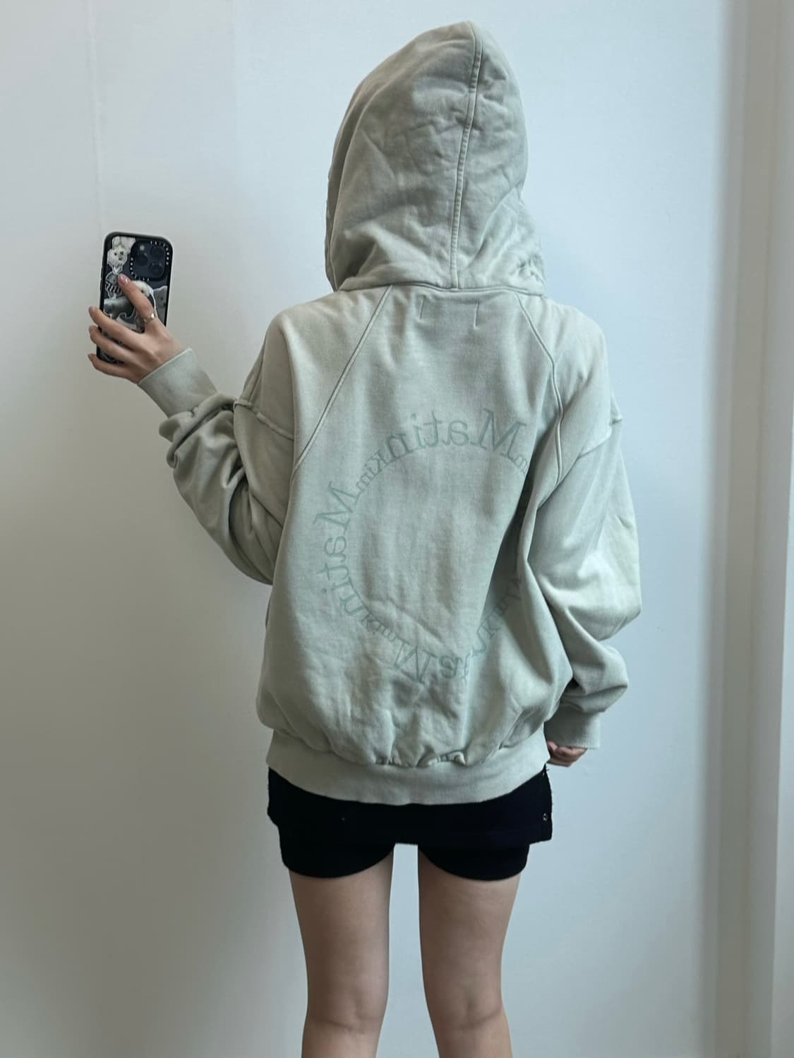 마땡킴 피그먼트 로고 색상 후드집업 상품이미지1