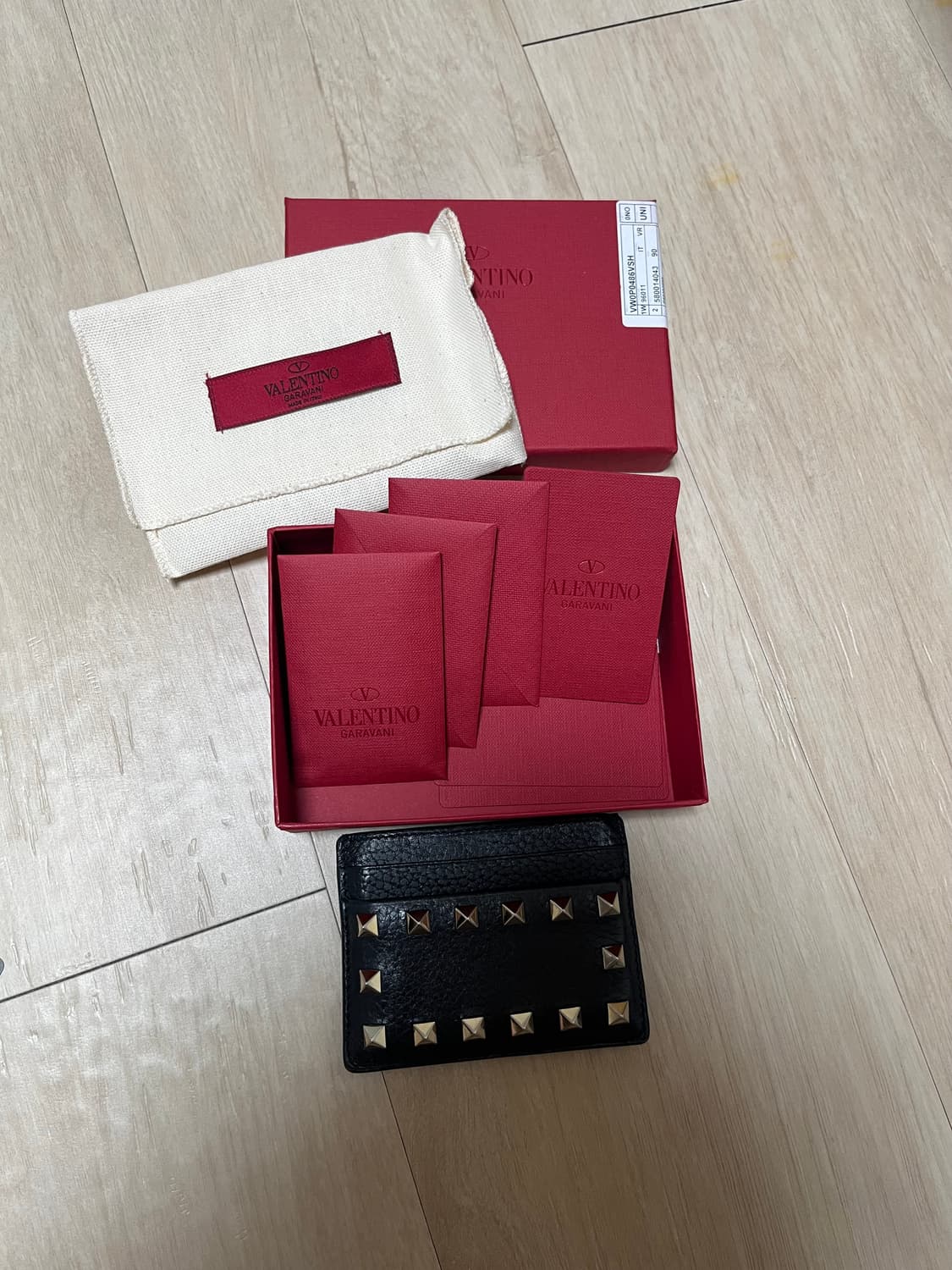 발렌티노 락스터드 카드지갑 상품이미지3