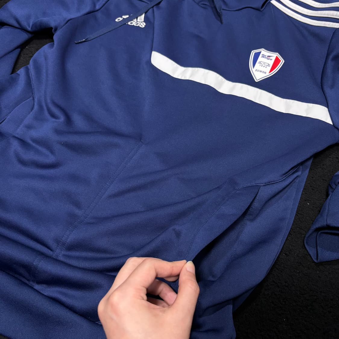 95 아디다스 수원삼성블루윙즈 네이비 트레이닝 후드티 상품이미지5