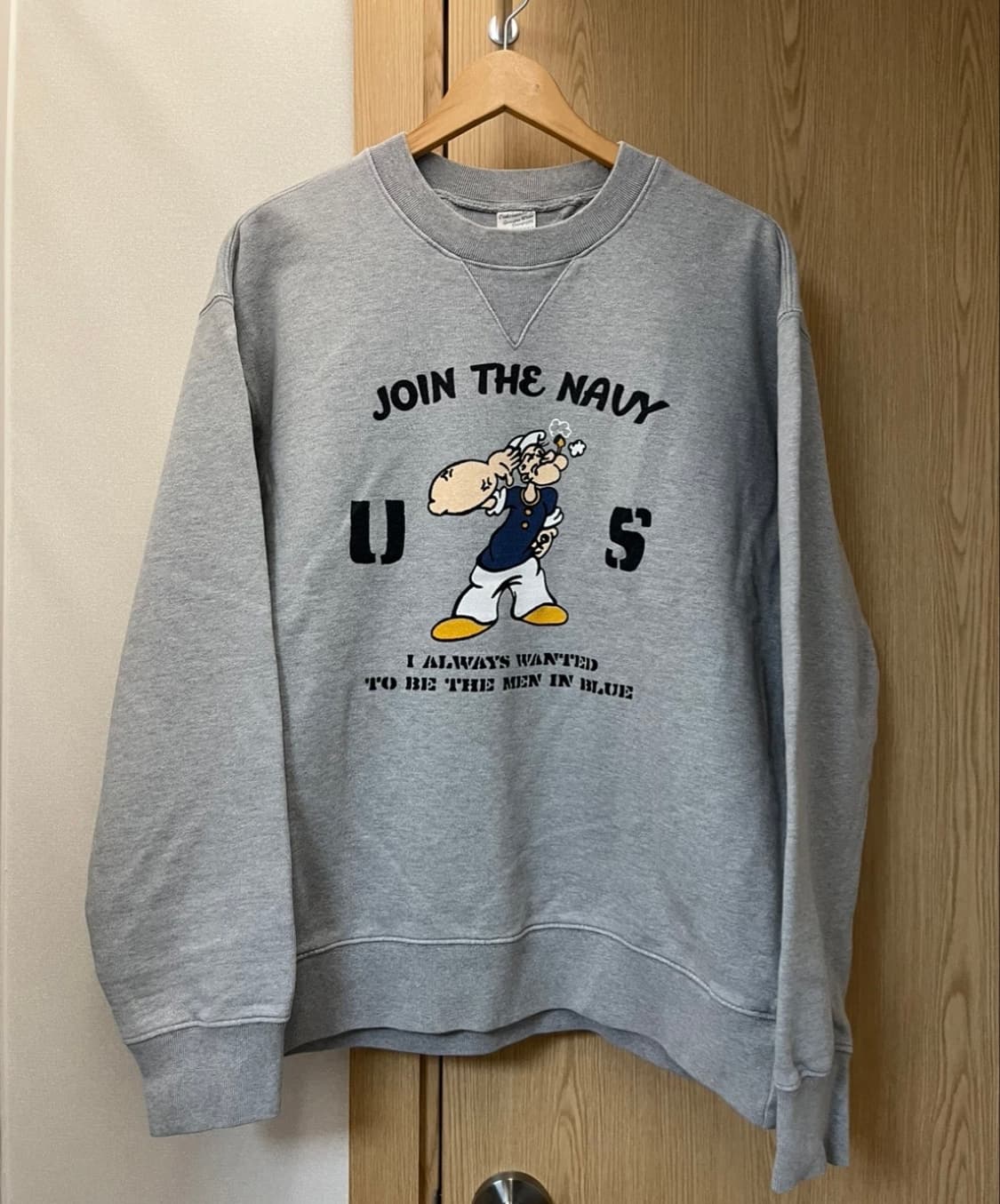 아웃스탠딩 맨투맨 상품이미지2