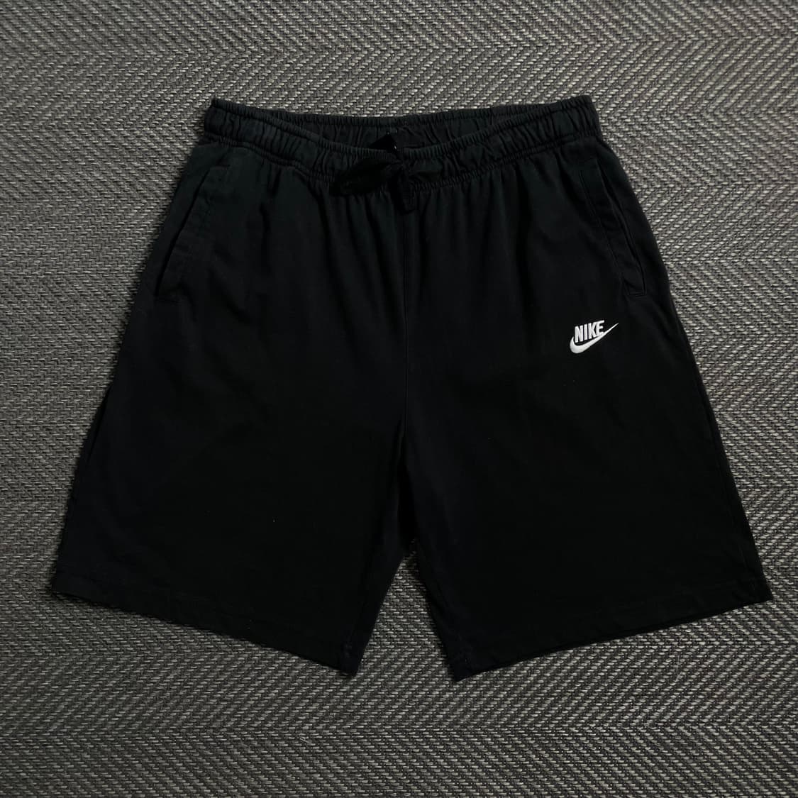 나이키 NSW 퓨추라 스우시 로고 스웻 쇼츠o 4049 상품이미지1