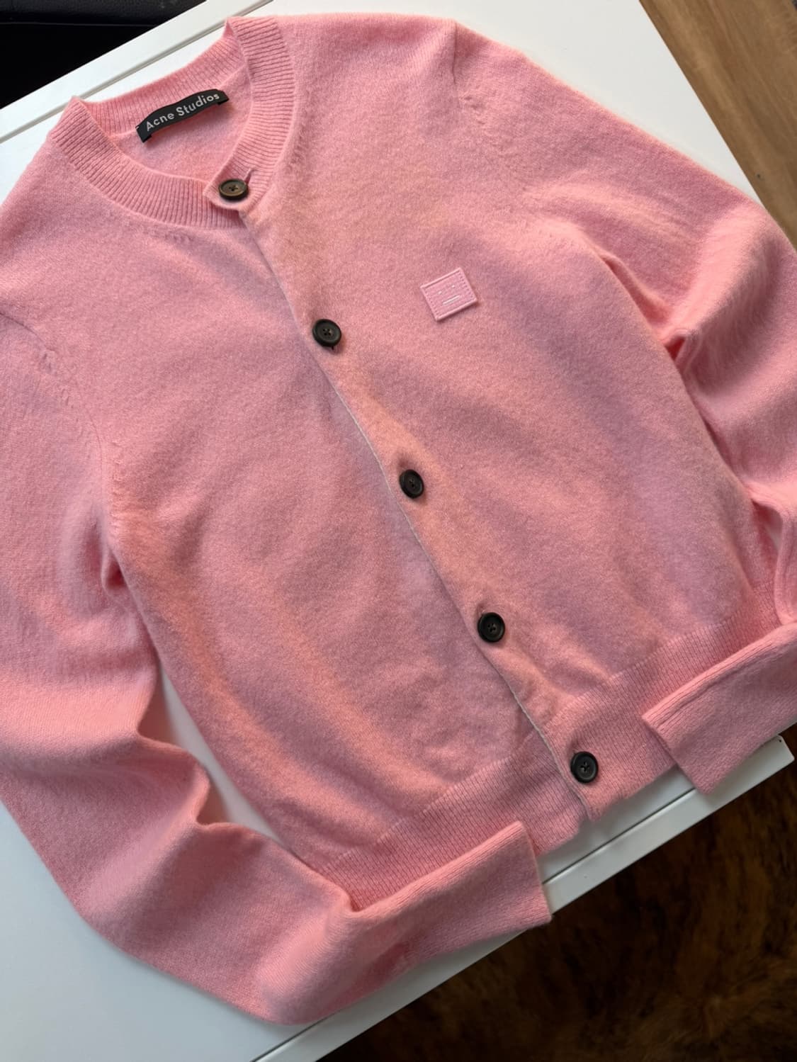 아크네 스튜디오 페이스 로고 울 가디건  상품이미지4