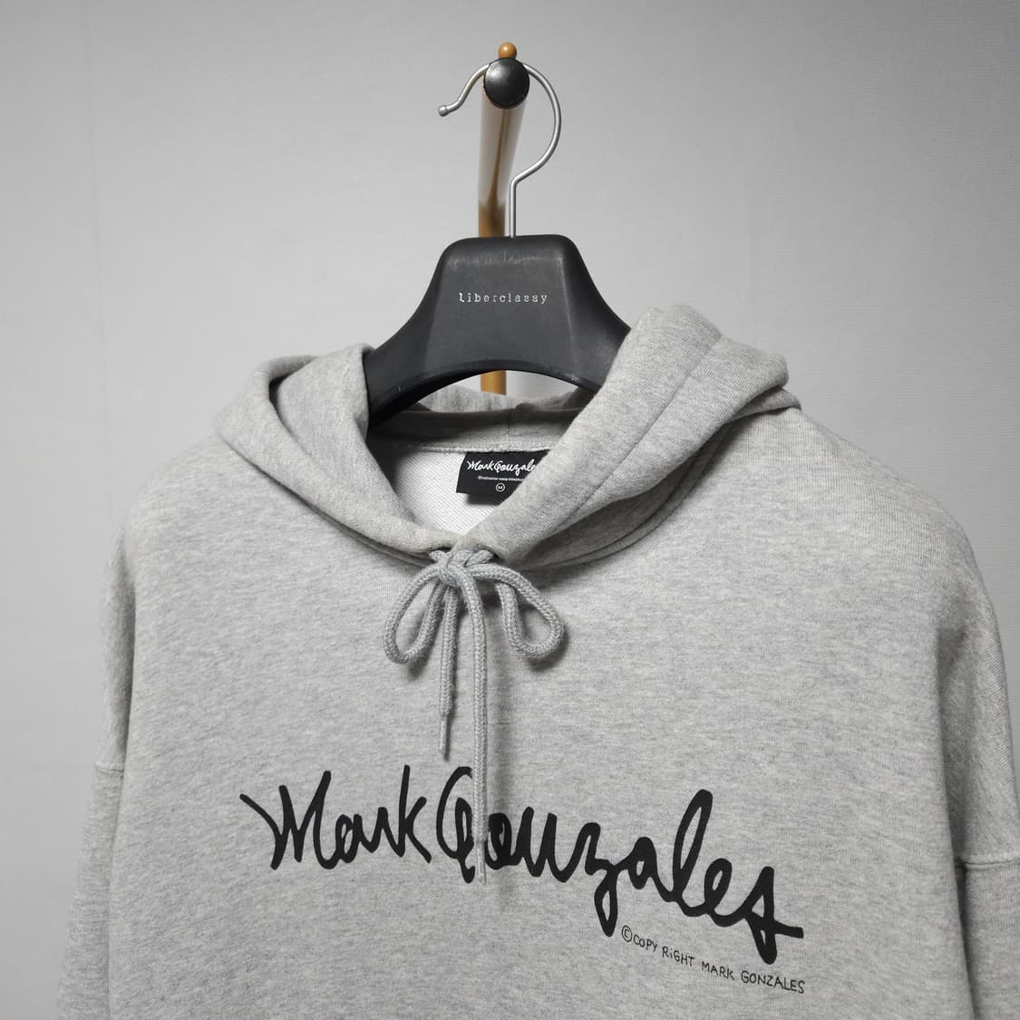 M ) 마크곤잘레스 시그니처 로고 후드티 상품이미지1