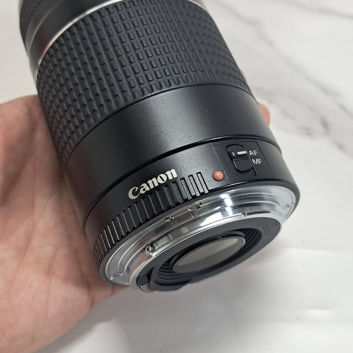 A+급) 캐논 EF 75-300mm F4-5.6 III 망원줌렌즈 상품이미지4