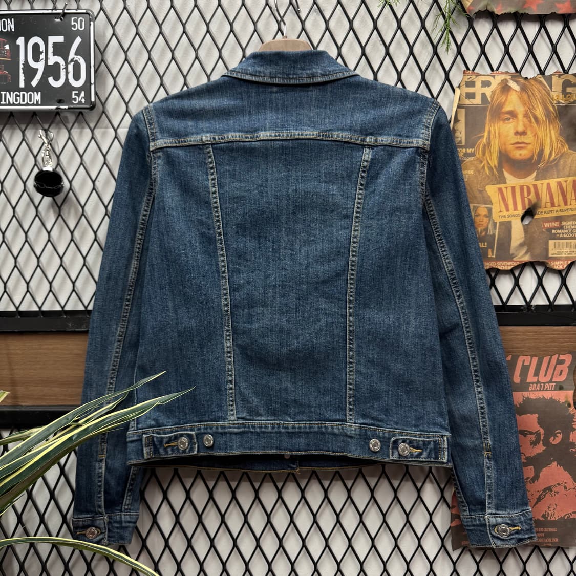 00s 리바이스 데님 트러커 자켓 전면 투포켓 디테일 중청 상품이미지2