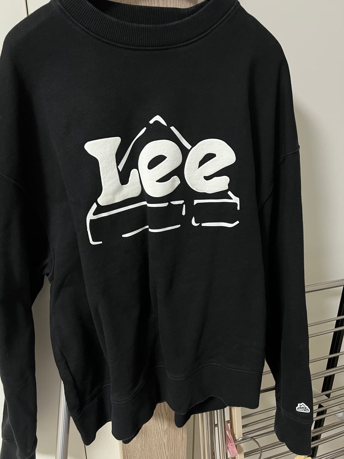 Lee 블랙 로고 맨투맨 S 상품이미지1