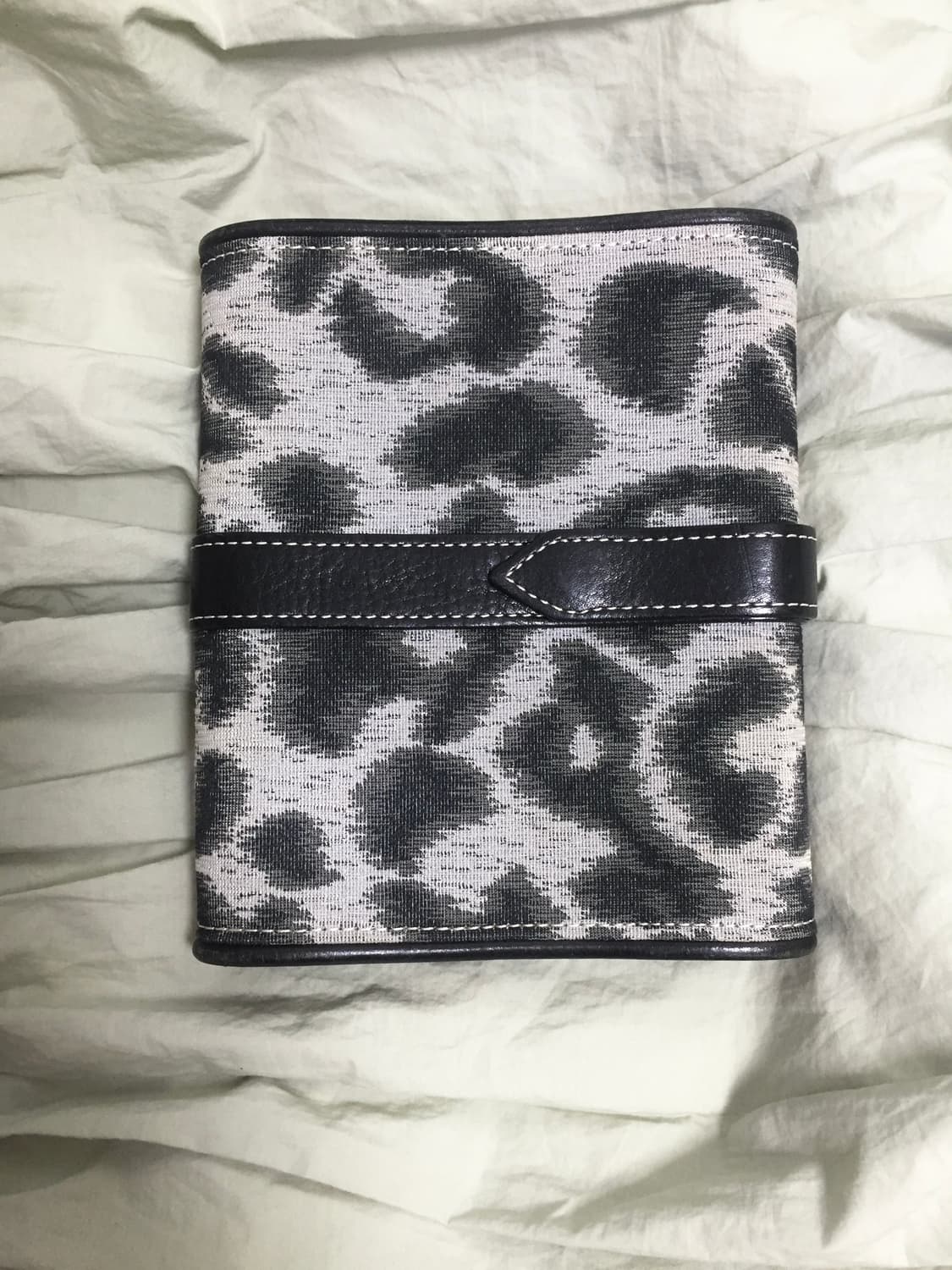 비비안 웨스트우드 고전 호피 6공 다이어리 상품이미지2