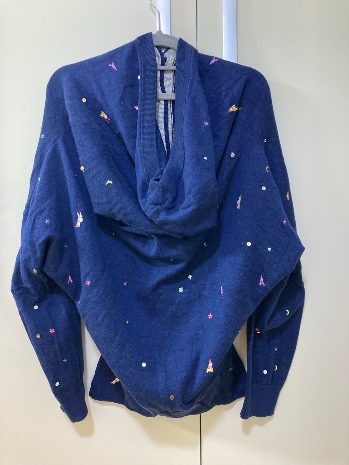 츠모리치사토 후드 가디건 상품이미지2