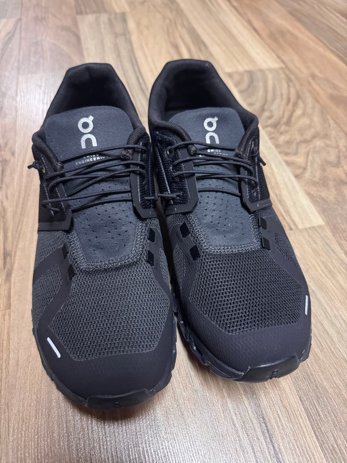 온러닝 클라우드5 올 블랙 42 265 상품이미지1