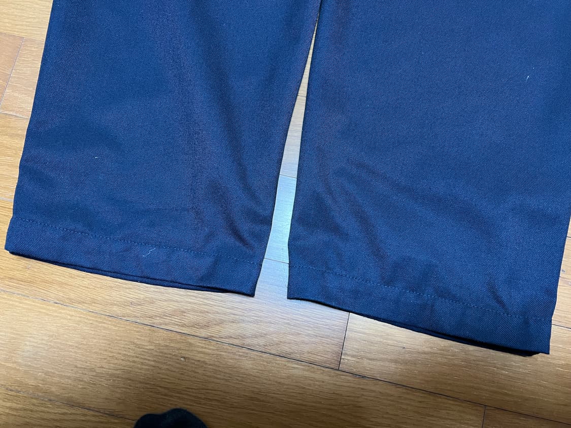 스투시 TWILL VOLUME PLEATED TROUSER 네이비 상품이미지3