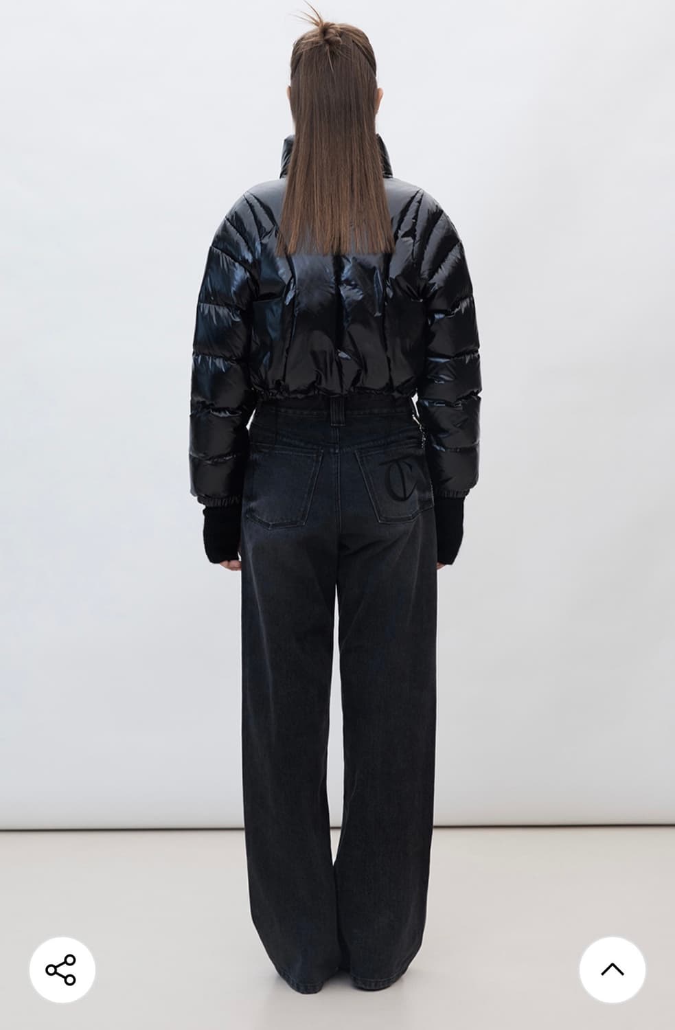 급처 원가 24만원) 커렌트 VARSITY SHORT PUFFER 상품이미지4