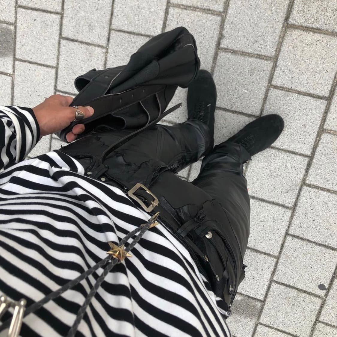 솔로이스트 스트라이프 티셔츠 상품이미지2