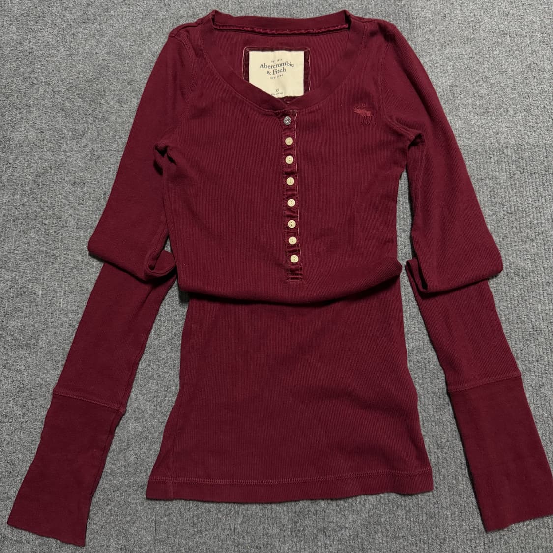 딱붙핏 아베크롬비 버건디 긴팔티 XS 상품이미지2