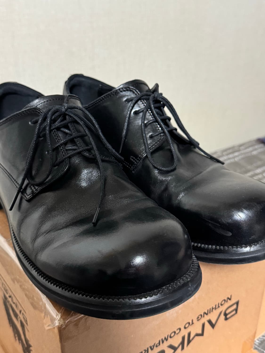 야세 우든 홀스하이드 더비 슈즈 상품이미지4