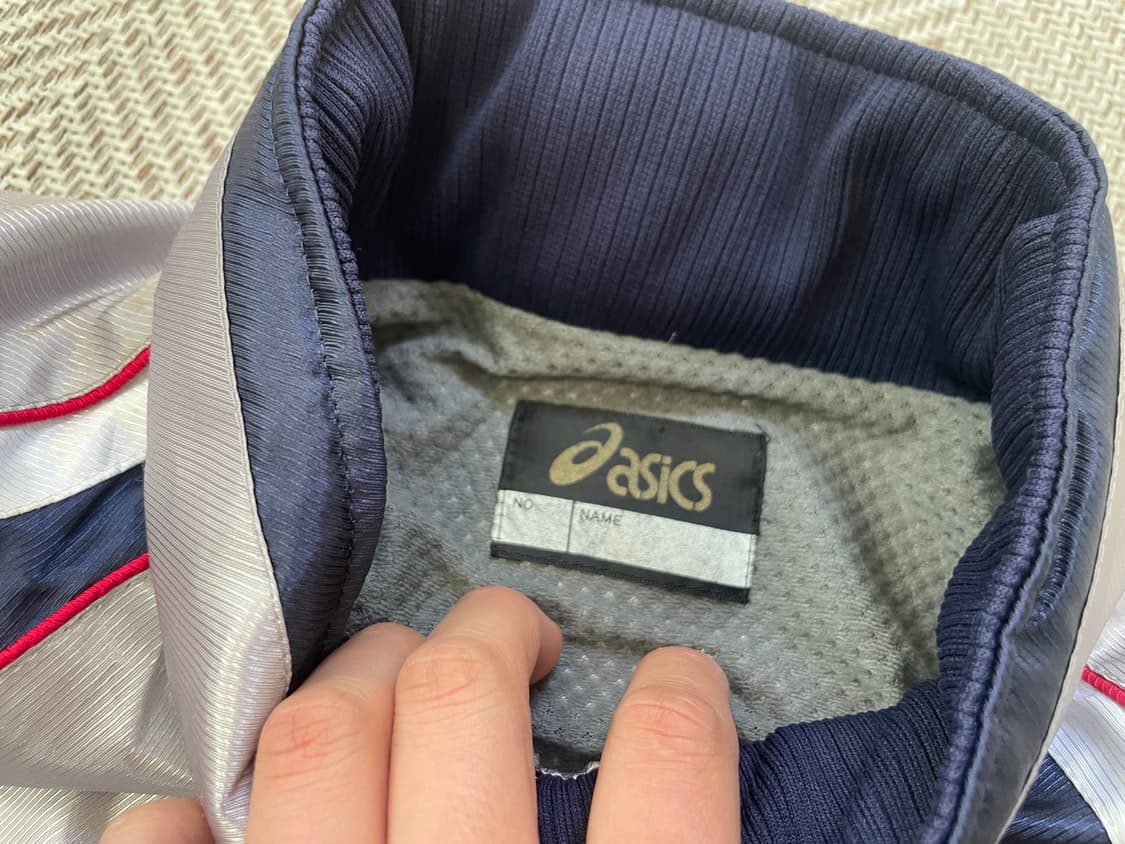 아식스 메탈 퍼포먼스 트랙자켓  J03989 상품이미지3