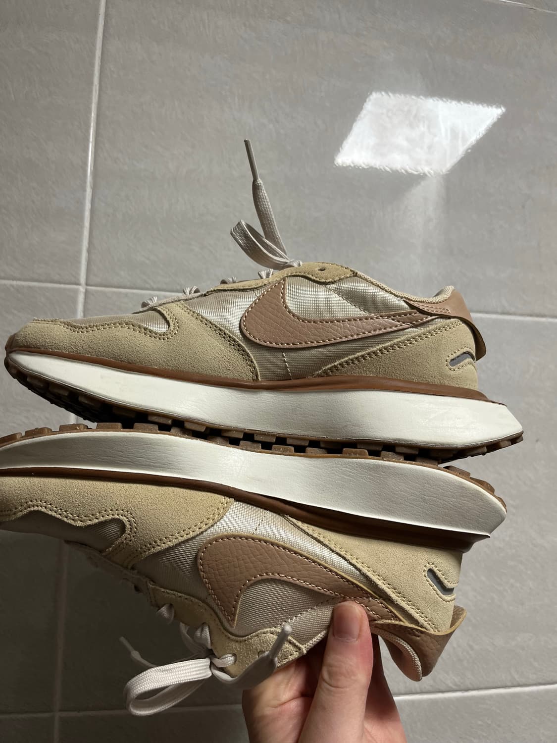 나이키 와플 피닉스 스니커즈 상품이미지2