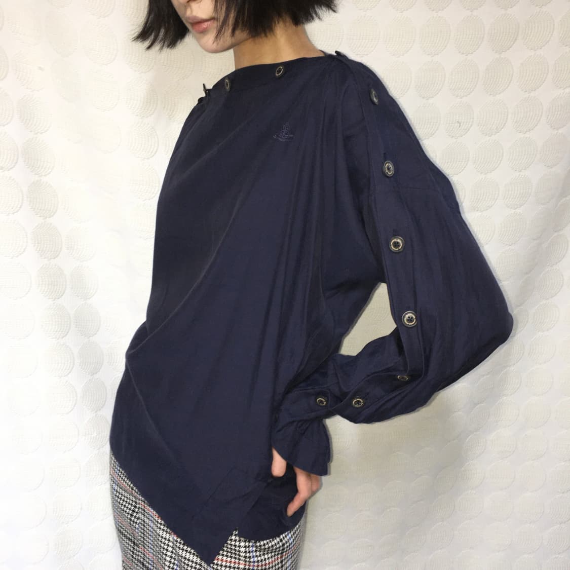 비비안 웨스트우드 네이비 블라우스 상품이미지1