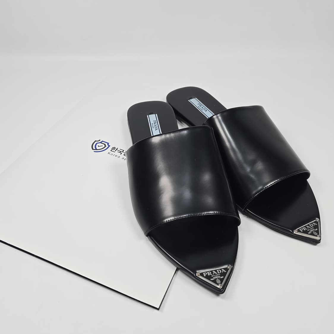 프라다 삼각로고 브러시디 러더 슬리퍼 뮬 ( 260 ) 상품이미지1