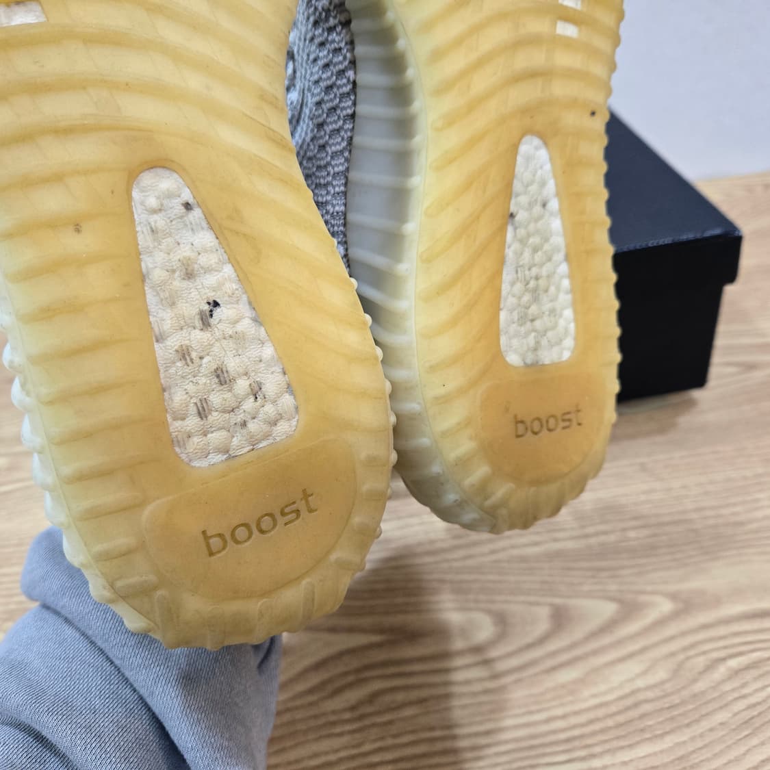 290 아디다스 이지부스트 350v2 스테틱 화이트 상품이미지9