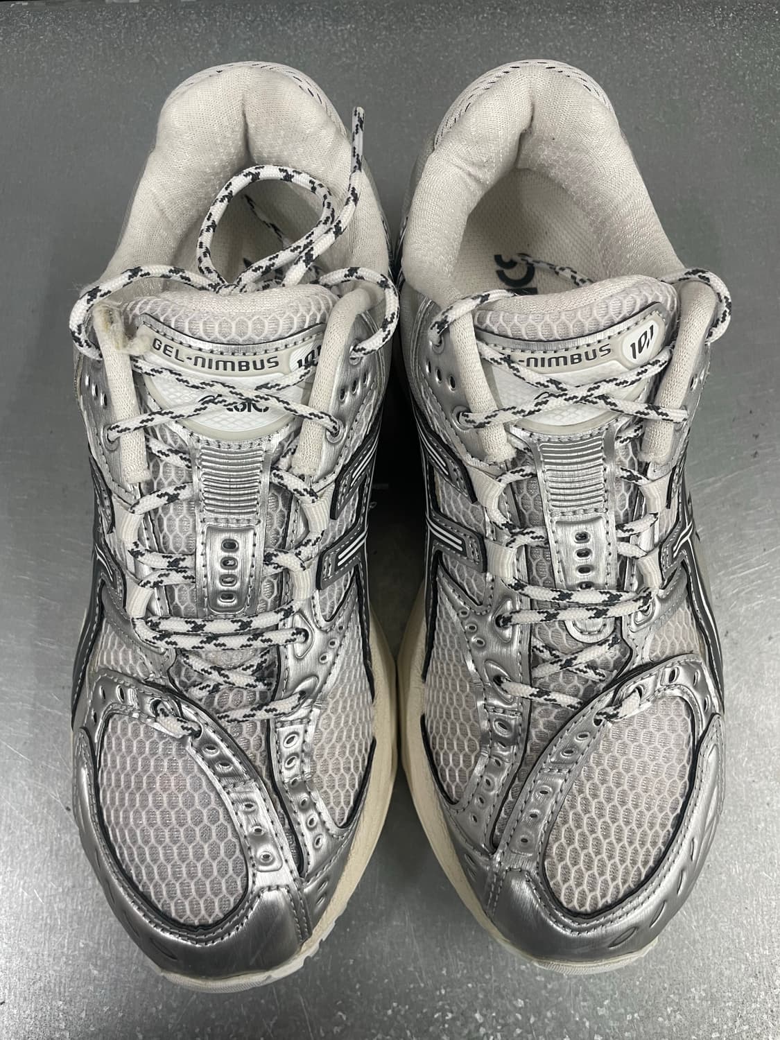 아식스 젤 님버스 10.1 화이트 글레이셔 그레이 240 상품이미지5