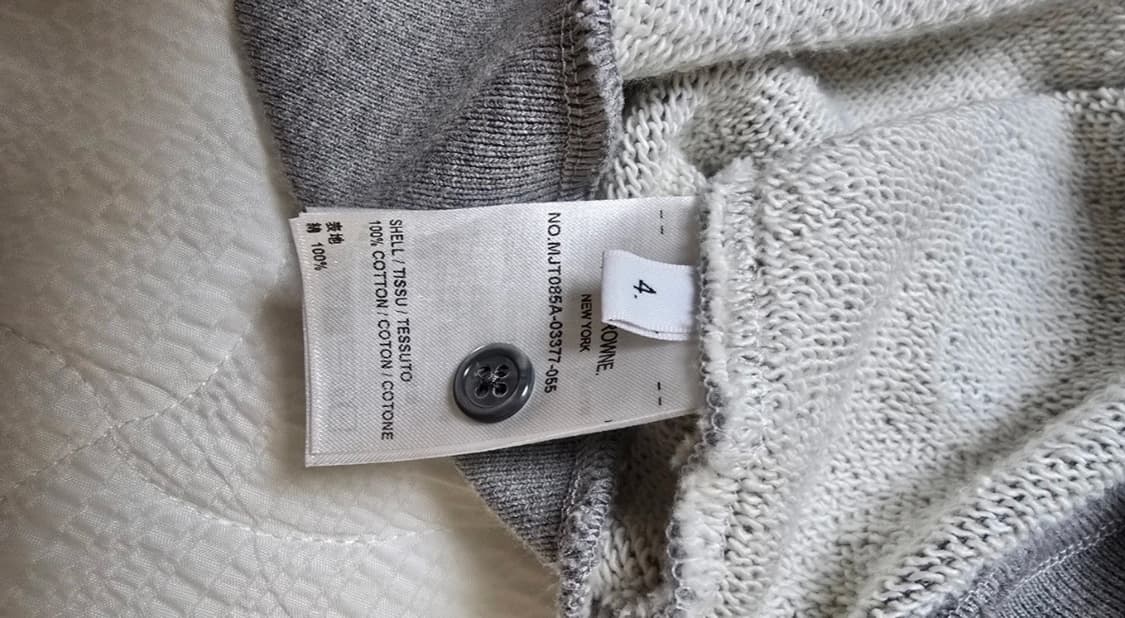 (실착 1회, 사이즈4) 톰브라운 백삼선 맨투맨  상품이미지5