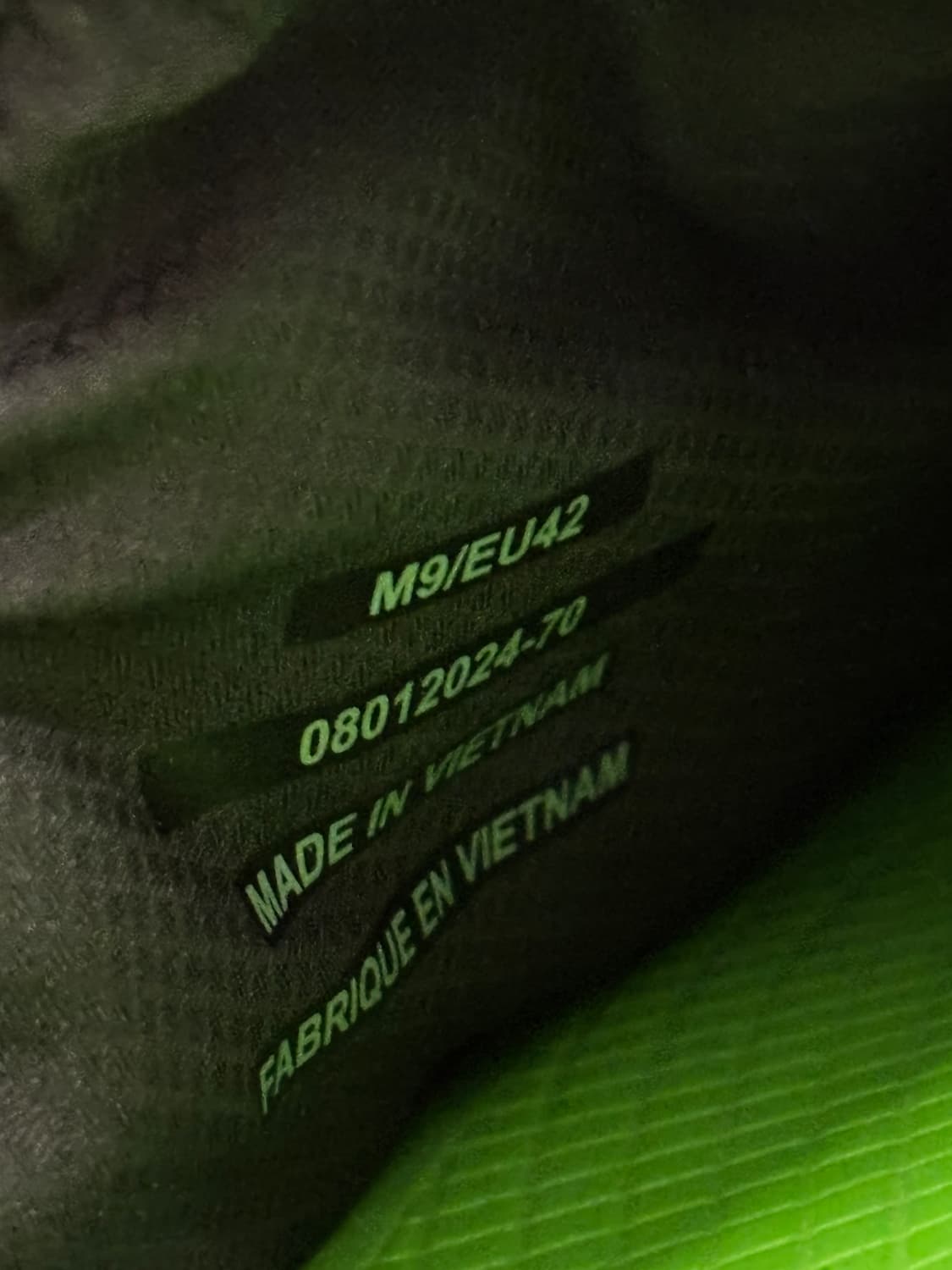 우포스 OOFOOS 블랙 패딩 슬리퍼 280 상품이미지7