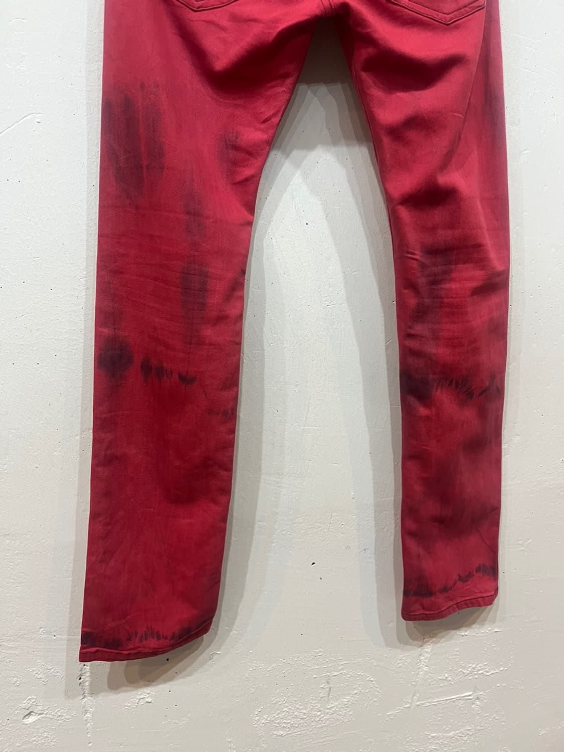 DIESEL 디젤 블리치드 로우라이즈 슬림핏 데님팬츠 26 상품이미지6