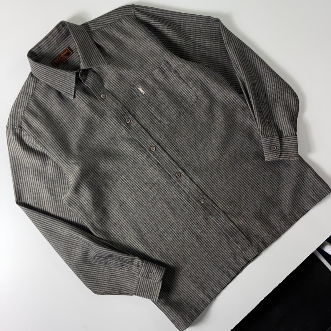 Yves Saint Laurent  입생로랑 자수 차콜 스트라이프 셔츠 상품이미지2