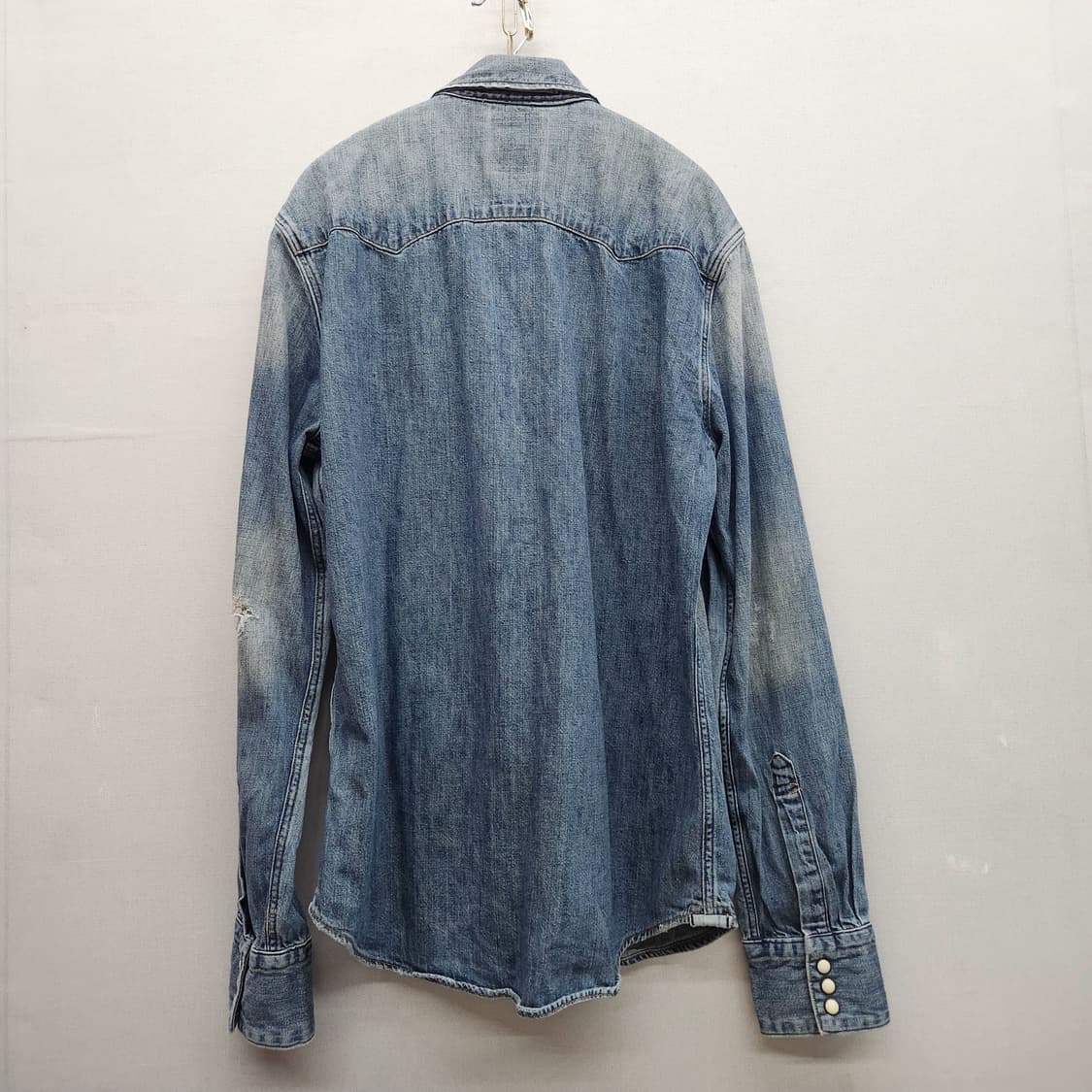리바이스 웨스턴 디스트로이드 워싱 데님셔츠 M(L)남여공용 상품이미지4