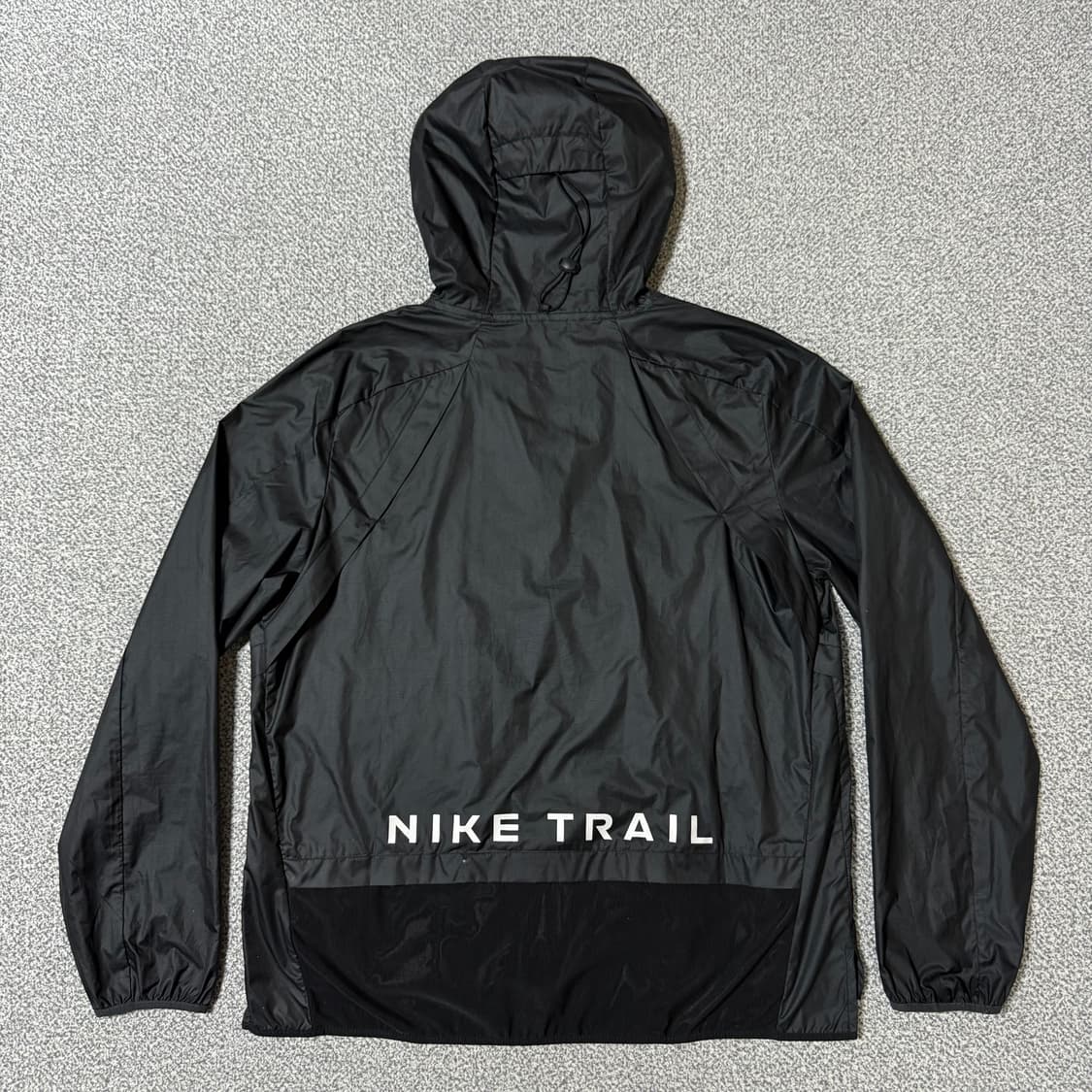 [정가 10만원] 나이키 트레일 바람막이 여성용 상품이미지2