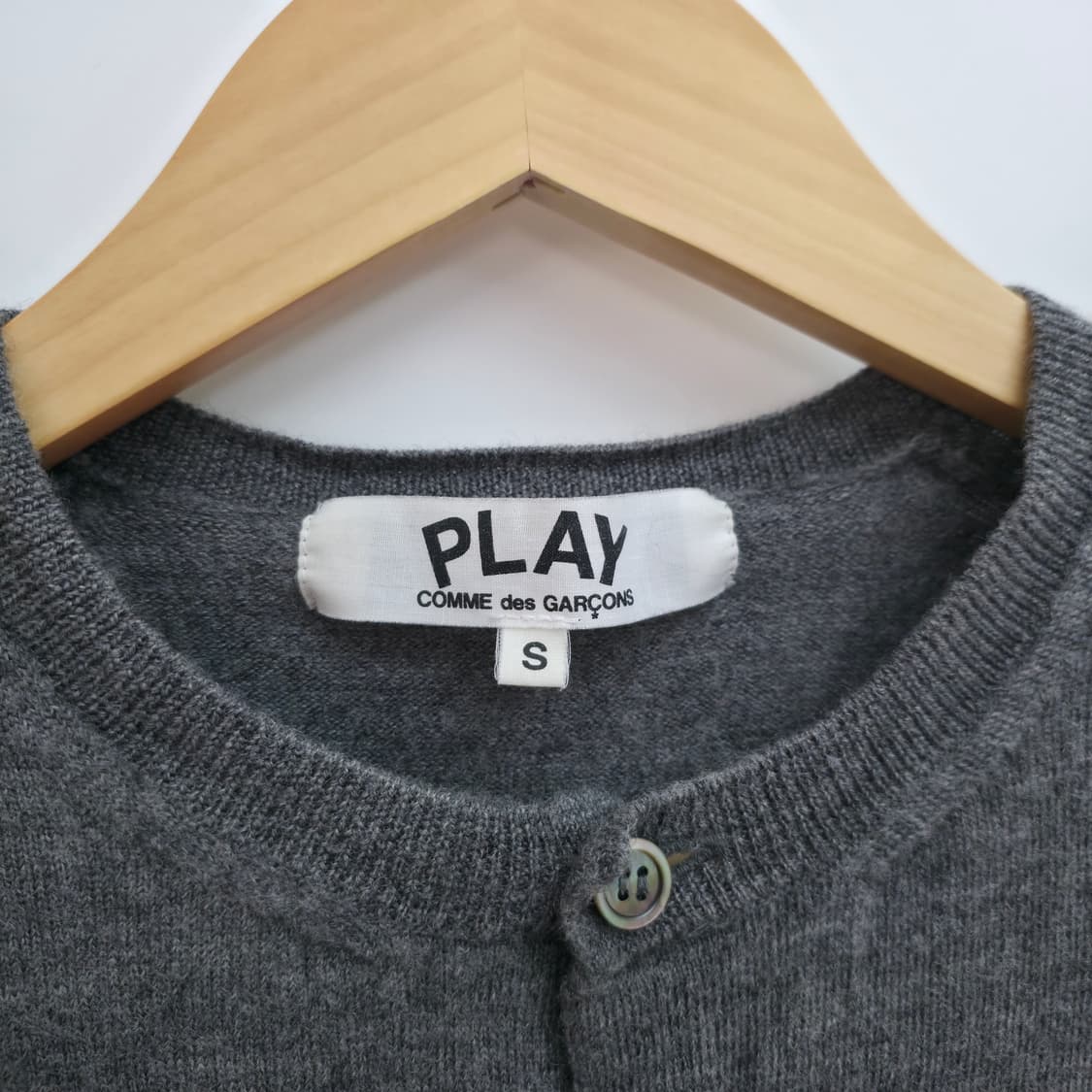 [XS] 꼼데가르송 그레이 울 가디건 상품이미지5