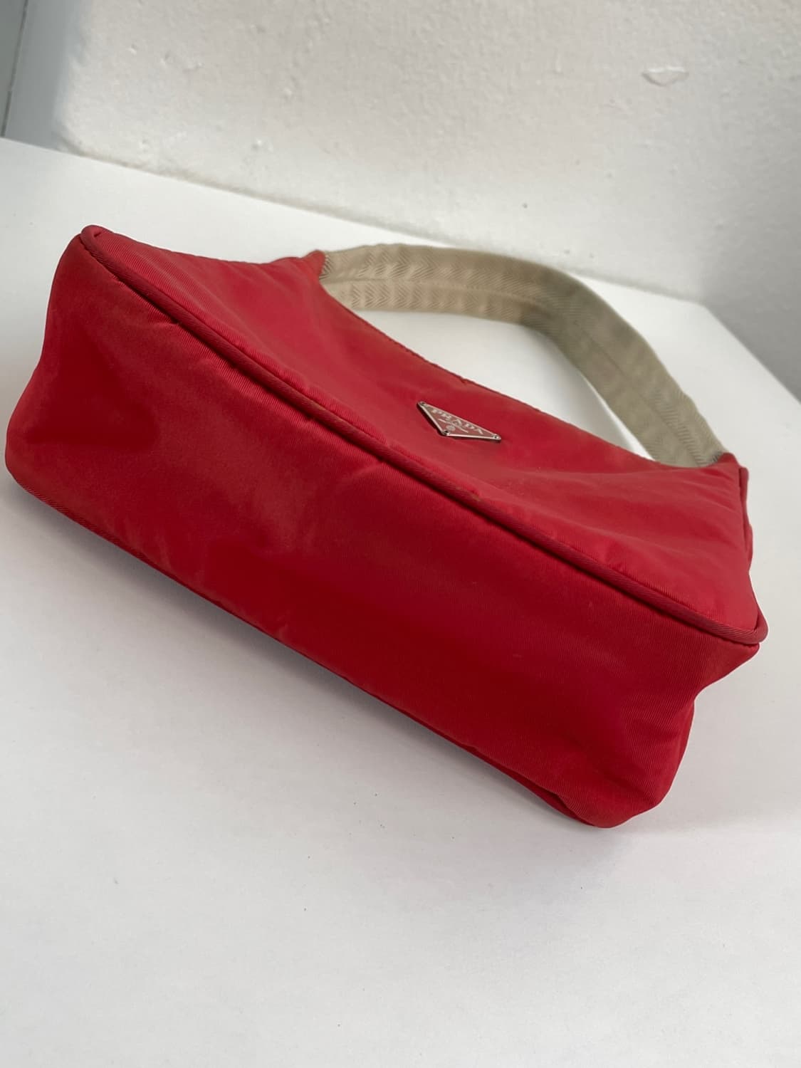 프라다 리나일론 호보백 상품이미지7