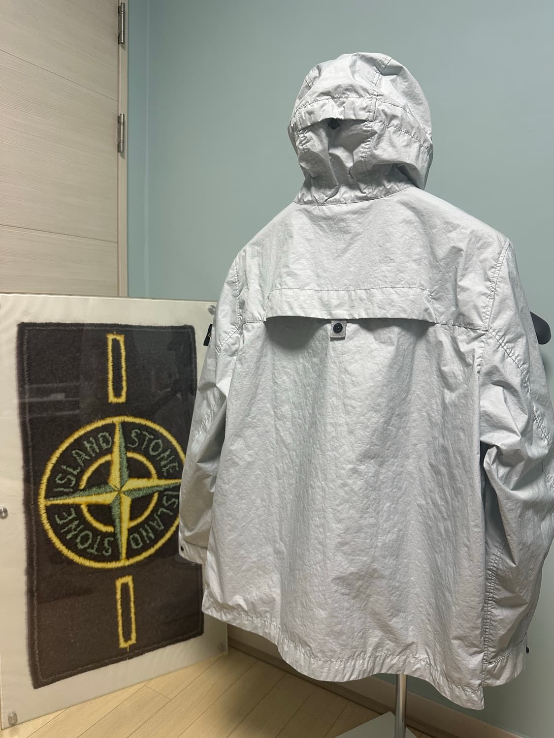 스톤아일랜드 25ss 멤브라나 L 스카이블루 매장판 상품이미지3