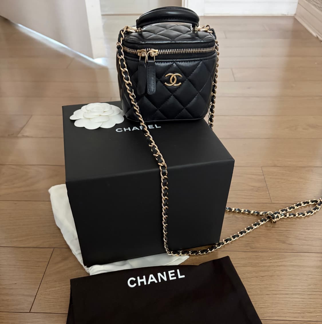 [정품] 샤넬 탑핸들 베니티 정사각 샴골 내장칩 상품이미지1