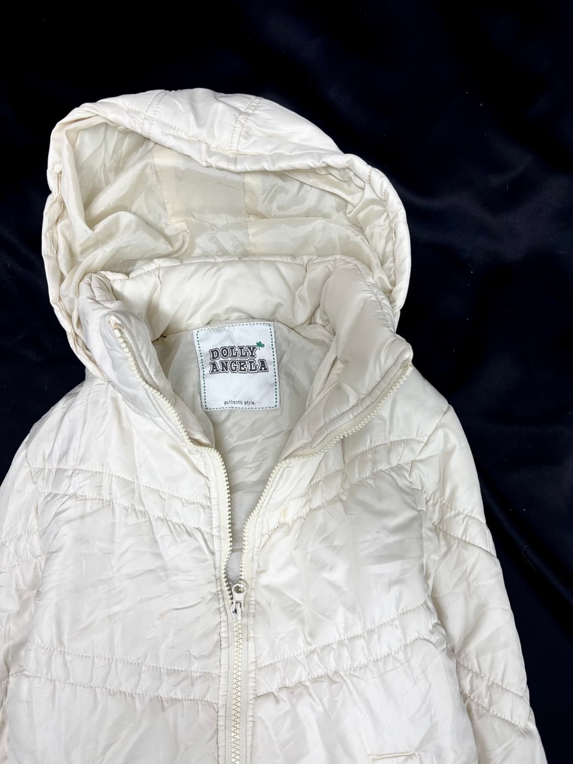 [Y2K]DOLLY ANGELA 화이트 컬러 아이보리 시보리 디테일 흐디 상품이미지4