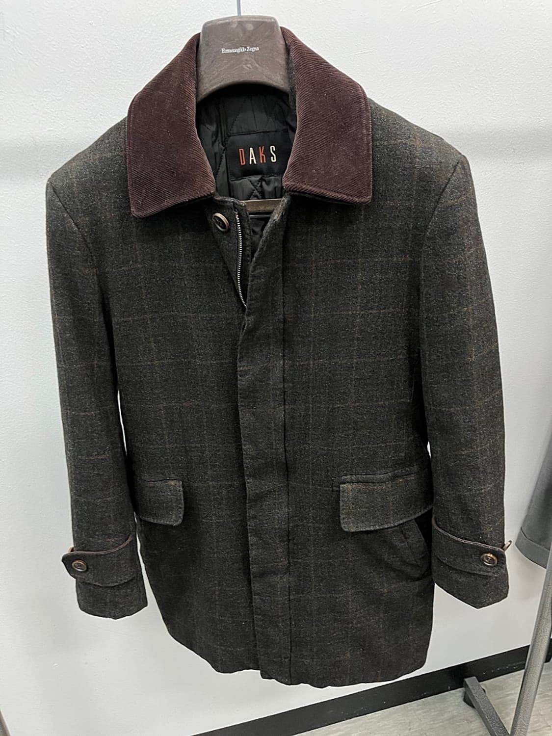 95) 닥스 코듀로이 카라 체크코트  상품이미지3