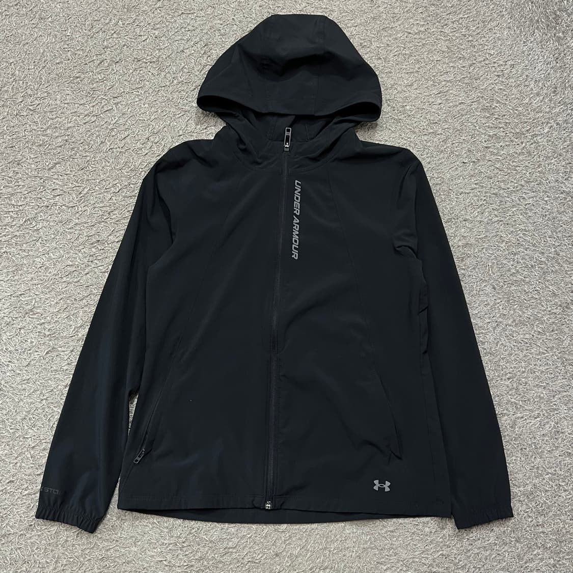 [우먼100] 언더아머 바람막이 상품이미지2