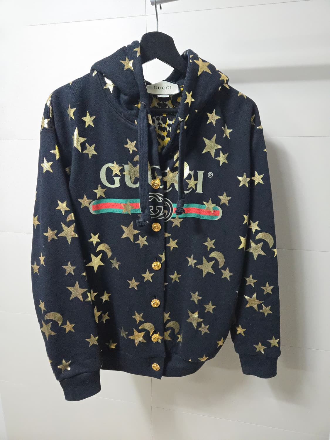구찌 UNISEX STAR & MOON 프린트 띠로고 후디 상품이미지4