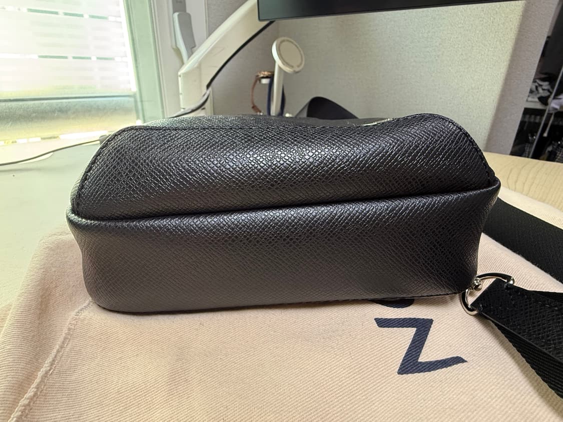 루이비통 애비뉴 슬링백 상품이미지8