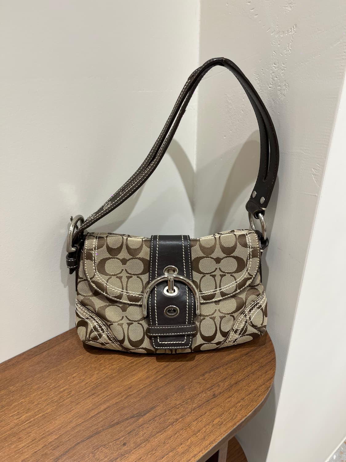 Coach Basic Shoulder Bag 상품이미지1