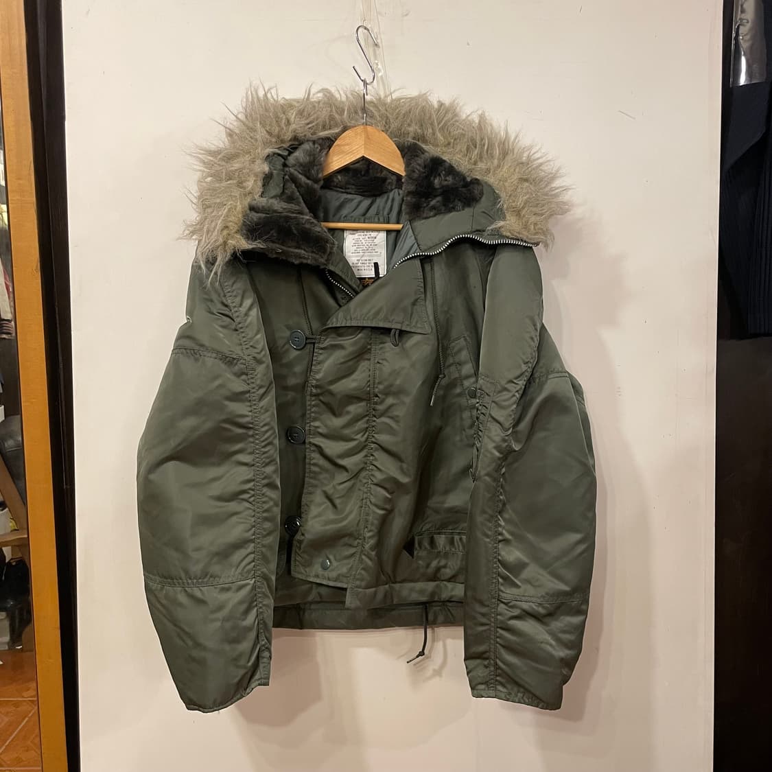 알파인더스트리 리메이크 크롭봄버 M 상품이미지3