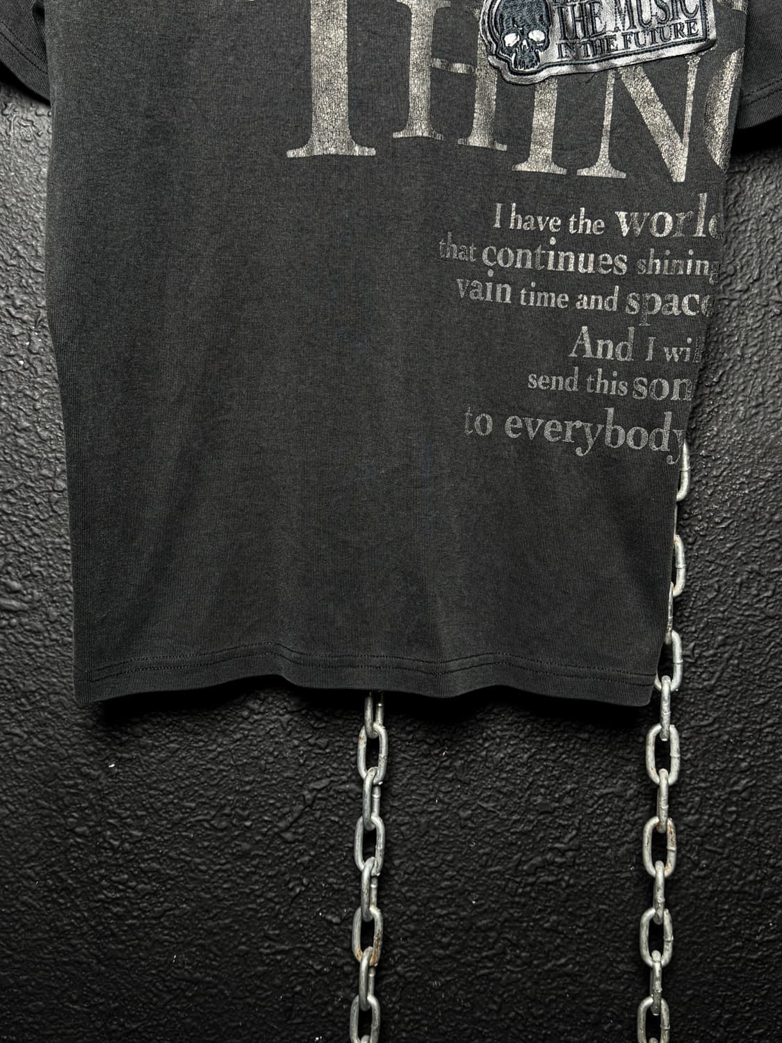 semantic design – Graphic V-neck T-shirt 상품이미지8