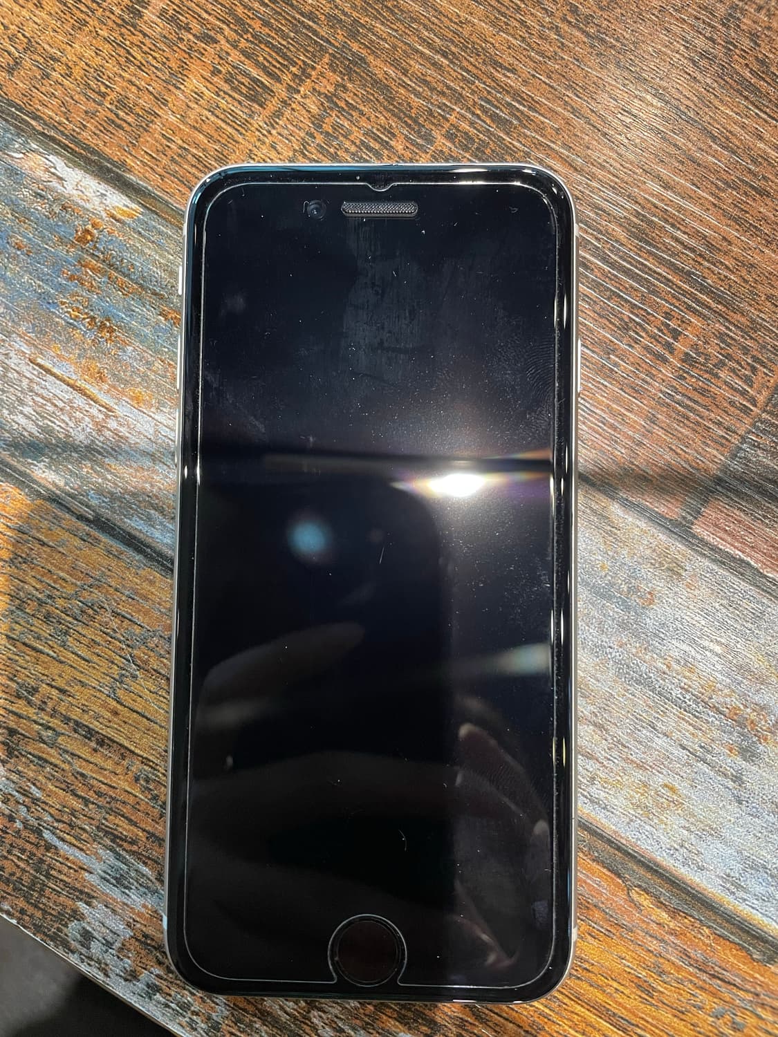 급처 아이폰 se3 64GB 배터리성능 100퍼 상품이미지2