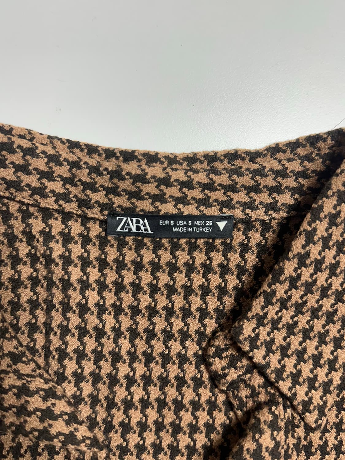 ZARA / 하운드투스 체크 크롭 카라티 상품이미지4