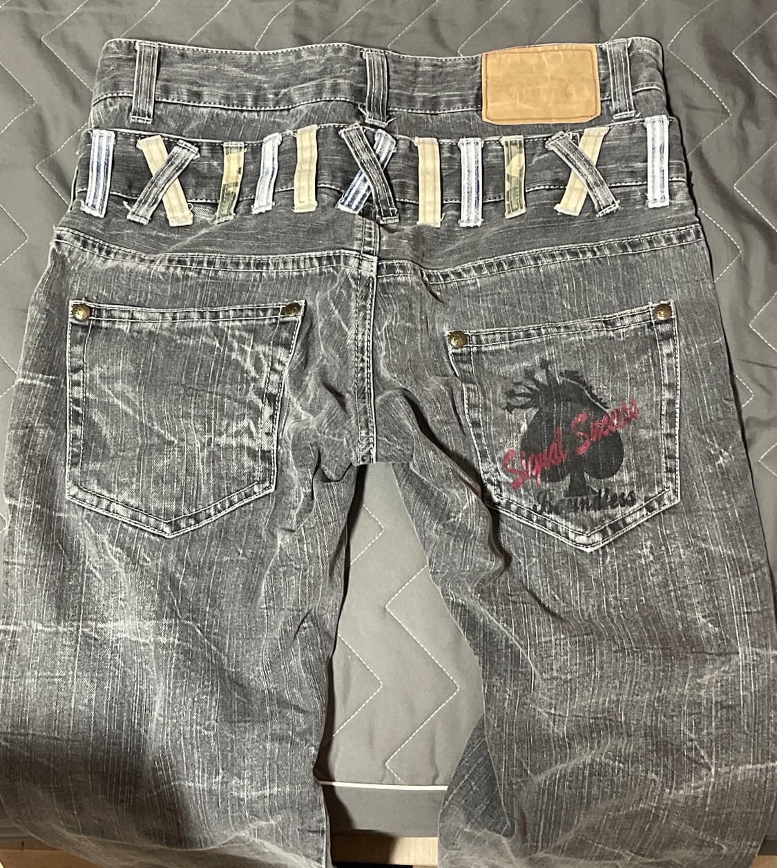 펑크 투버튼 트럼프 패치 레터링 워싱 흑청바지 상품이미지1