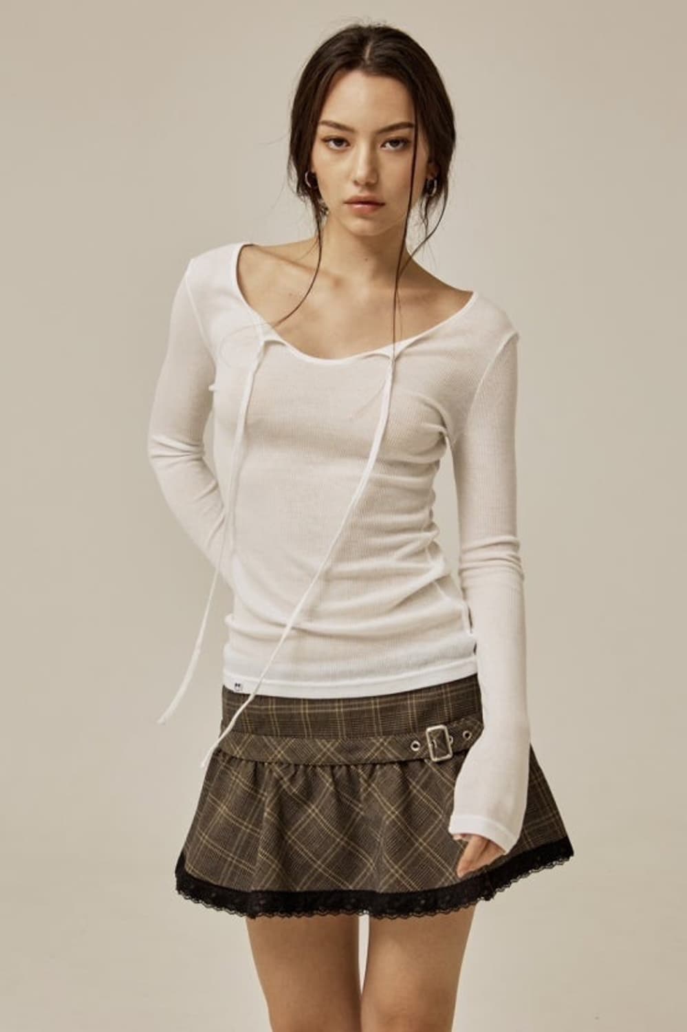 쓰리타임즈셋업 엠마홀터탑/ 스커트 m 상품이미지2