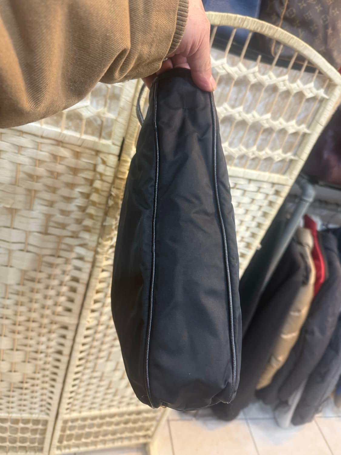 정품 프라다 나일론 토트백 팝니다 상품이미지5