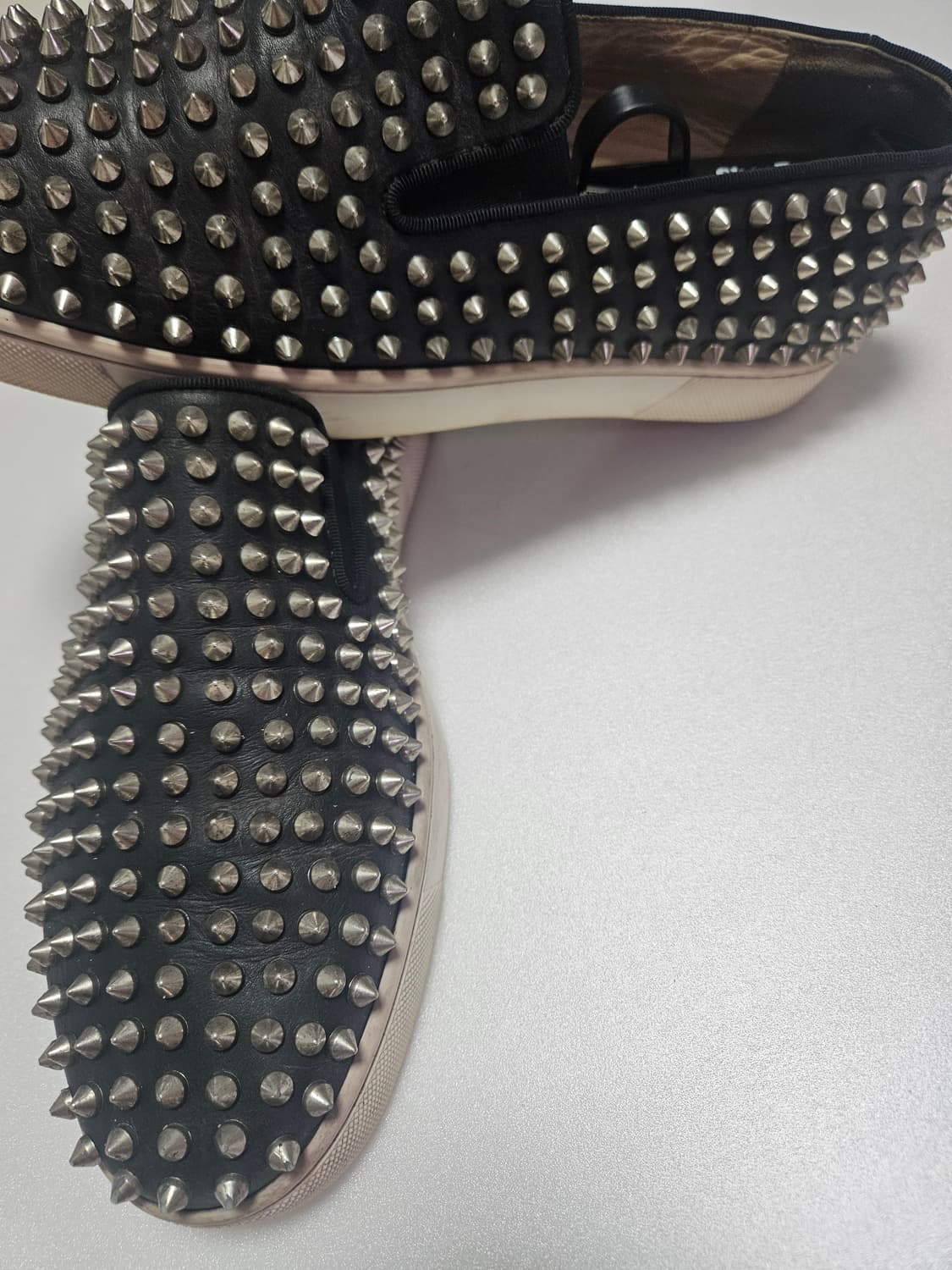 루부탱 스파이크 슬립온 / 260 사이즈 상품이미지3