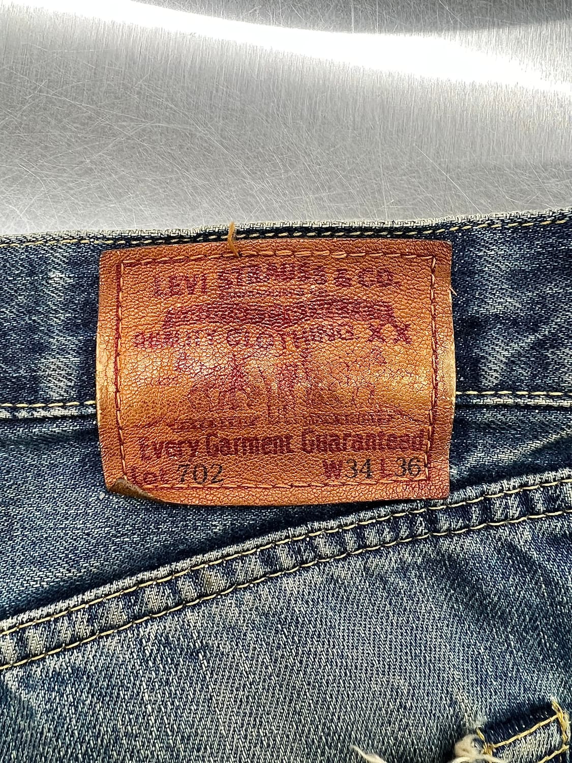 리바이스 빅 E 702 버튼 플라이 하드 페이디드 워시 데님 팬츠 상품이미지9