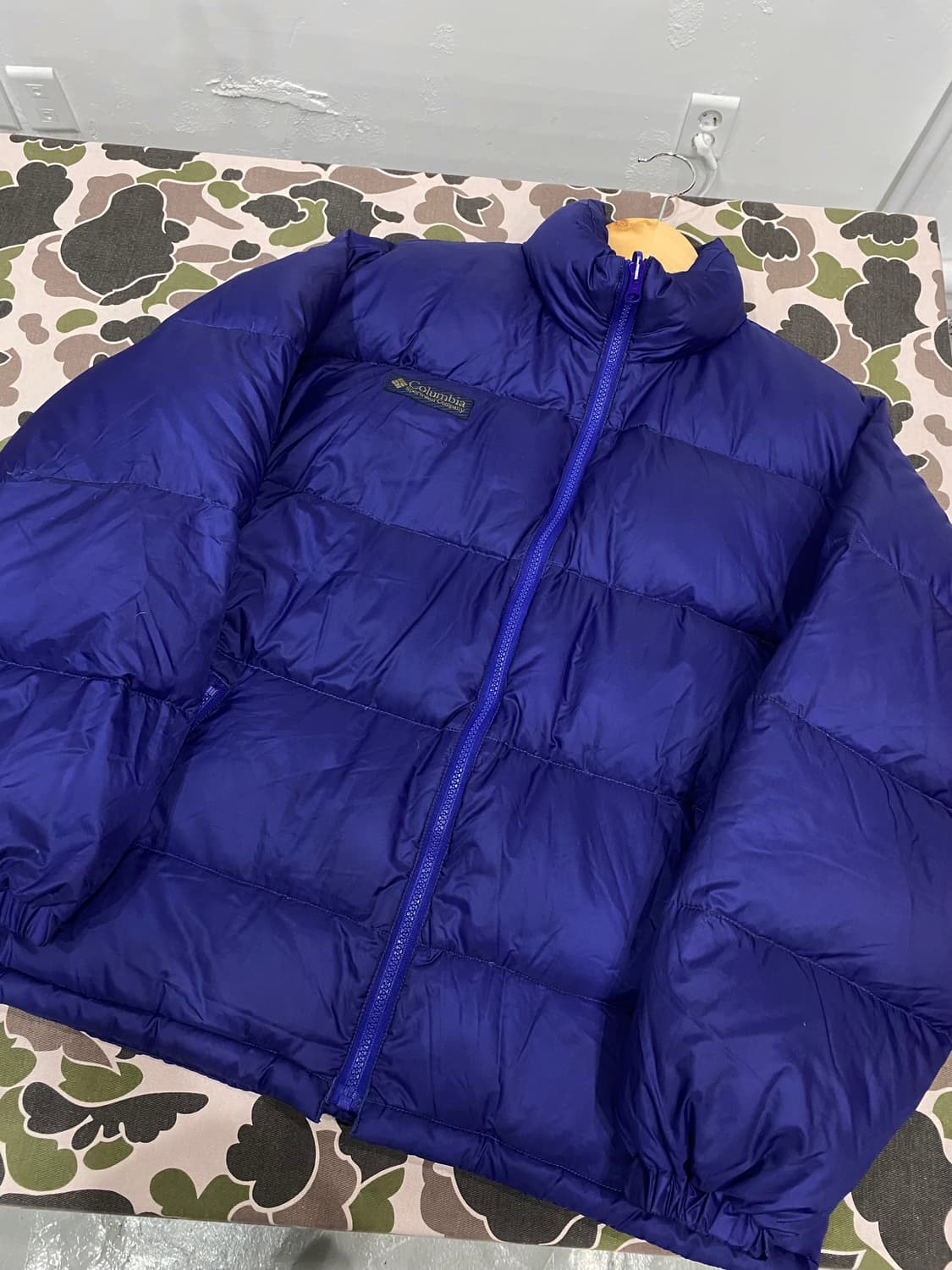 Columbia 레트로 덕다운 패딩  상품이미지1